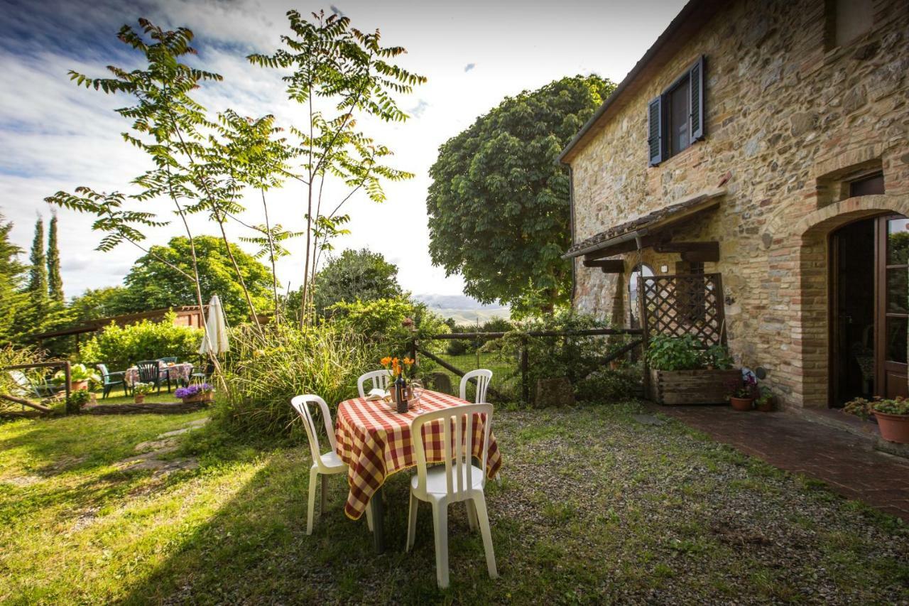 Rustico In Pietra Βίλα Chianni Εξωτερικό φωτογραφία