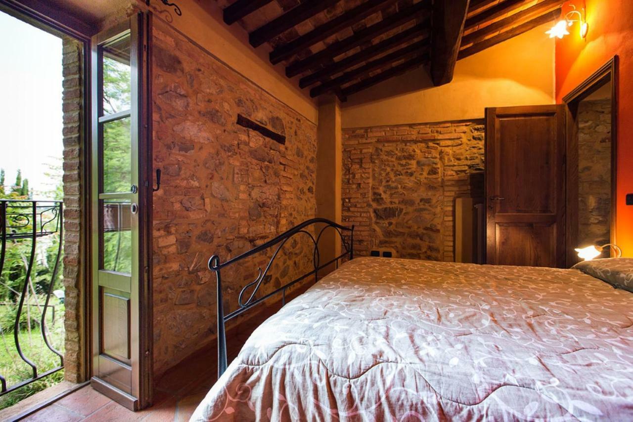 Rustico In Pietra Βίλα Chianni Εξωτερικό φωτογραφία
